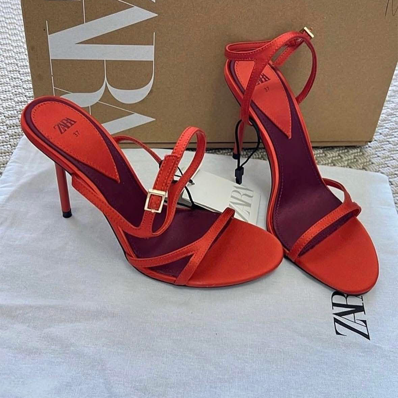 Sandales à talons ZARA